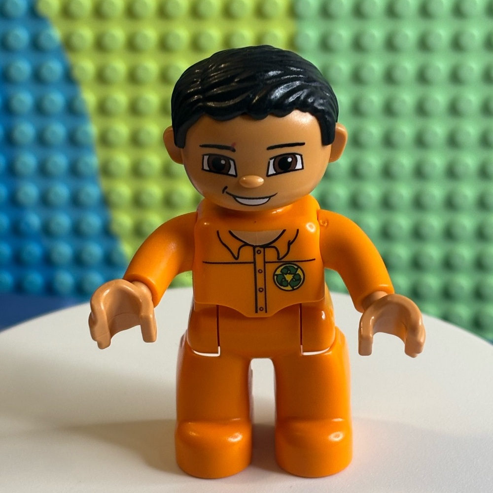RARE Duplo Male